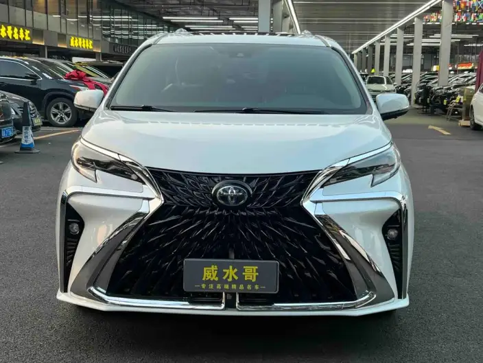 Toyota Sienna 2023 Model Hybrid 2.5L Comfort Edition – фото 2