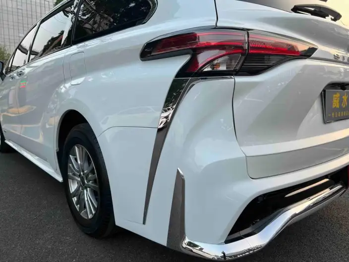 Toyota Sienna 2023 Model Hybrid 2.5L Comfort Edition – фото 11