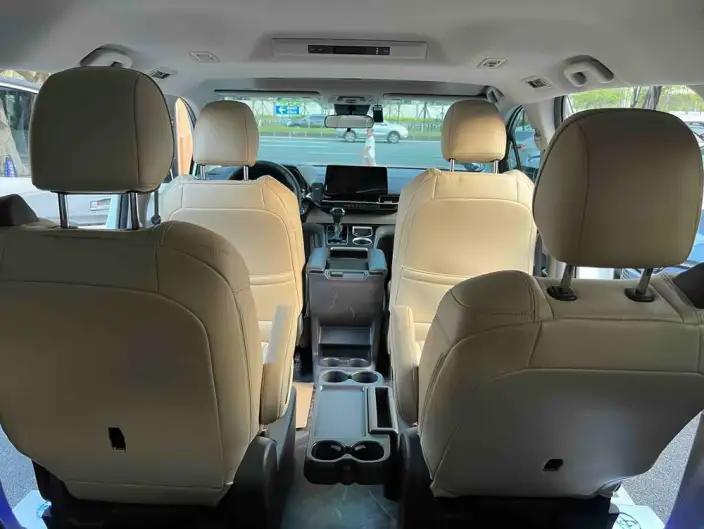 Toyota Sienna 2023 Model Hybrid 2.5L Comfort Edition – фото 25