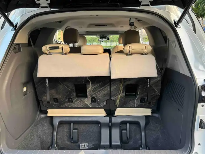 Toyota Sienna 2023 Model Hybrid 2.5L Comfort Edition – фото 26