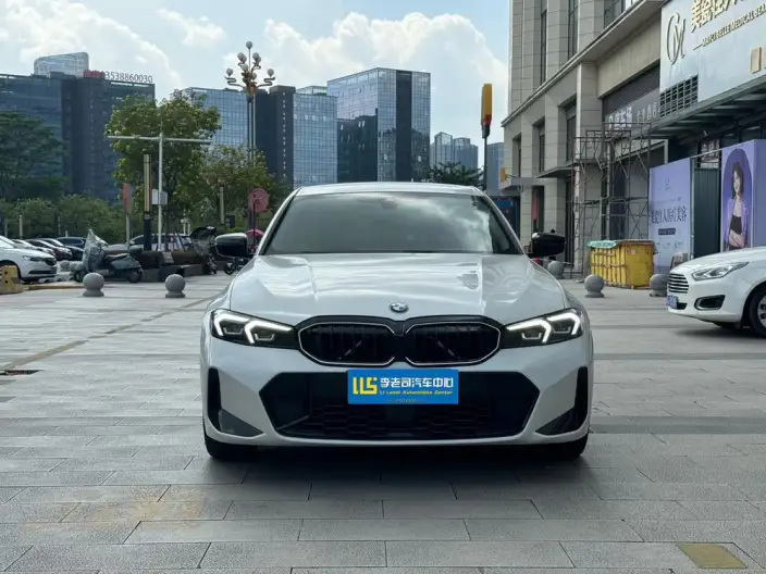 BMW 3 Series 2025 Model 330Li M Sports Night Set – фото 2