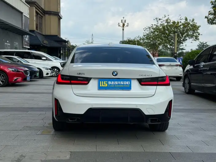 BMW 3 Series 2025 Model 330Li M Sports Night Set – фото 5