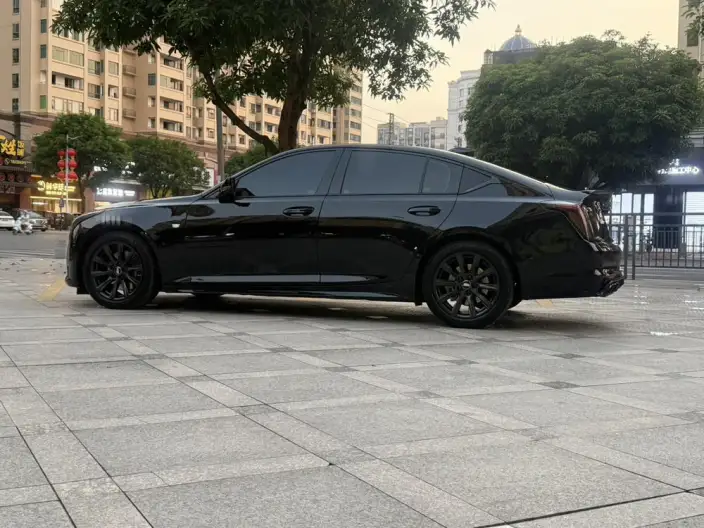 Cadillac CT5 2025 Model 28T Track Performance version – фото 4