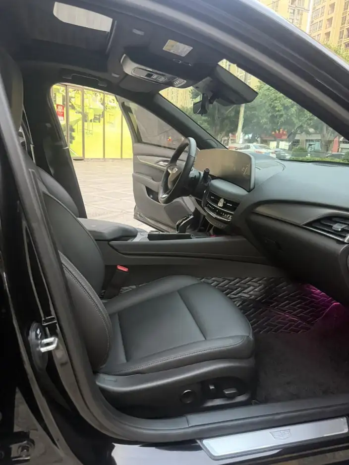 Cadillac CT5 2025 Model 28T Track Performance version – фото 10