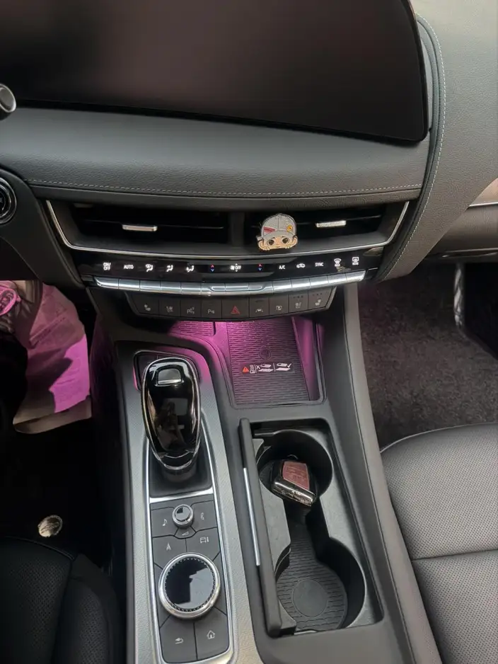 Cadillac CT5 2025 Model 28T Track Performance version – фото 13