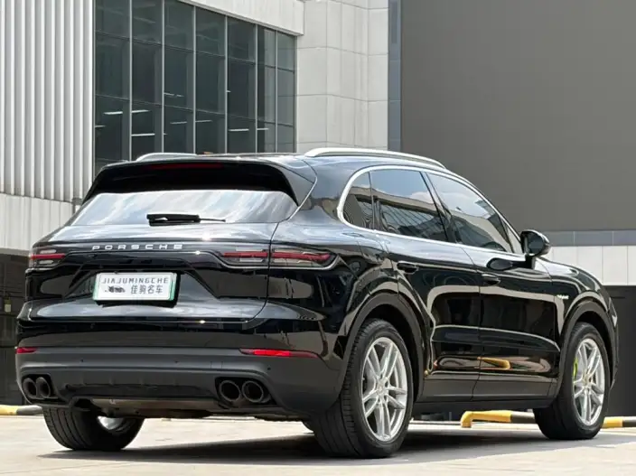 Cayenne E-Hybrid 2021 Model Cayenne E-Hybrid 2.0T – фото 7