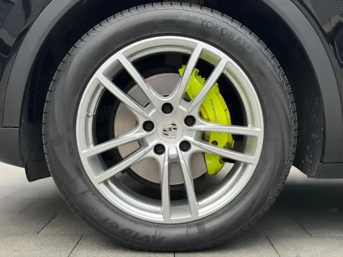 Cayenne E-Hybrid 2021 Model Cayenne E-Hybrid 2.0T – фото 14
