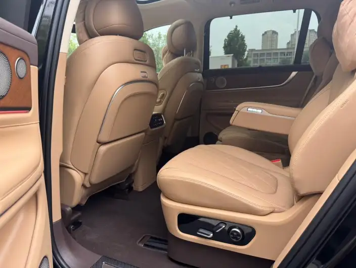 Aito M9 2024 Model Extended Range Ultra VI seat Edition – фото 27