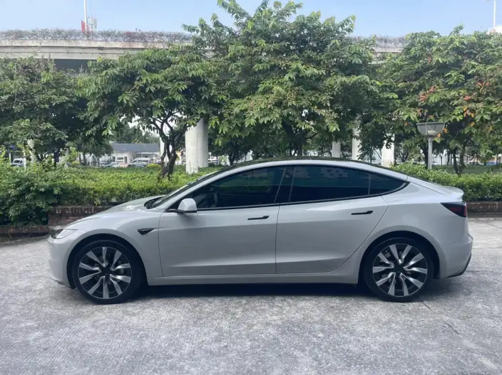 Model 3 2023 Model Rear-wheel drive version – фото 4