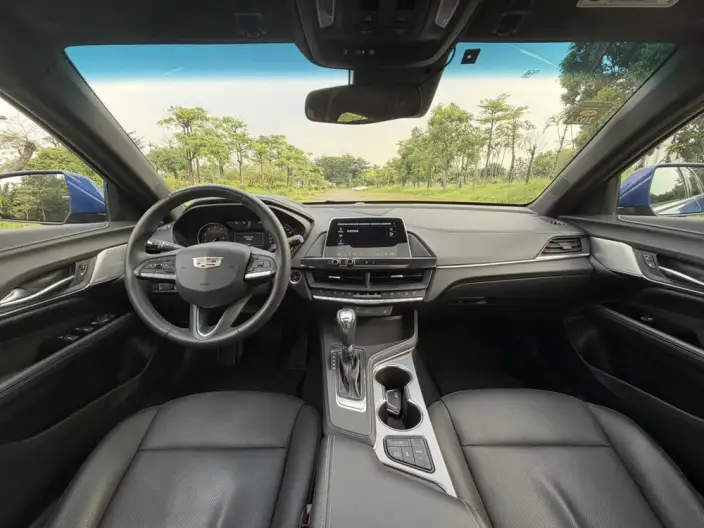 Cadillac CT4 2022 Model 28T Luxury Model – фото 9