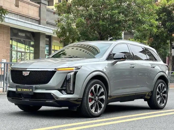 Cadillac XT5 2025 Model 28T 4WD Platinum Model – фото 1