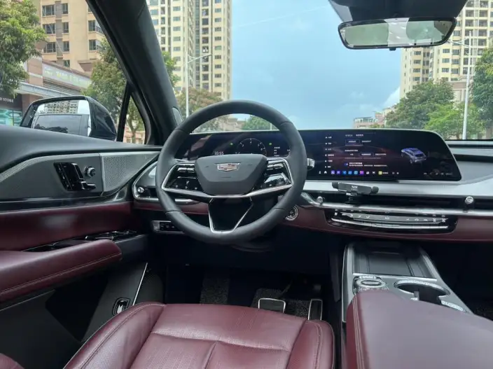Cadillac XT5 2025 Model 28T 4WD Platinum Model – фото 9
