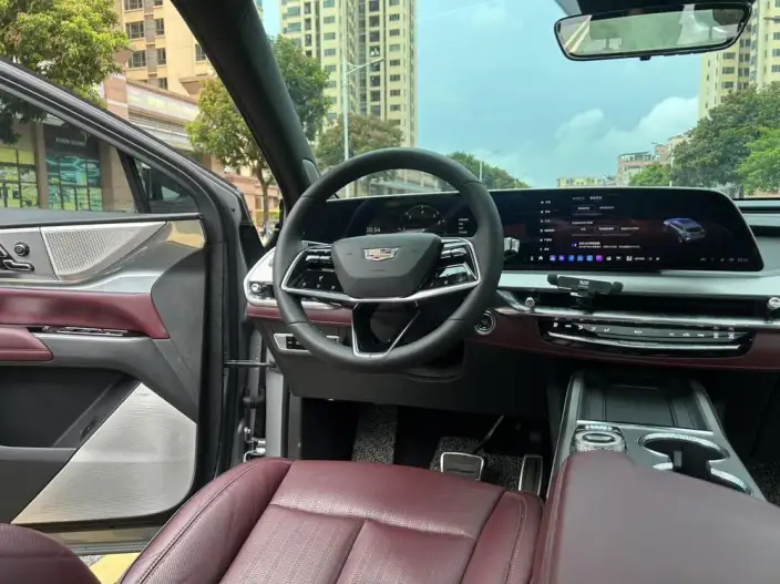 Cadillac XT5 2025 Model 28T 4WD Platinum Model – фото 12