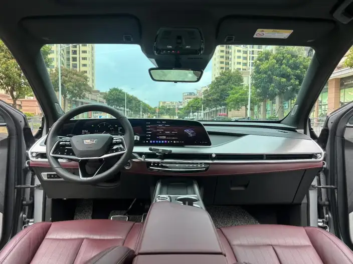 Cadillac XT5 2025 Model 28T 4WD Platinum Model – фото 22