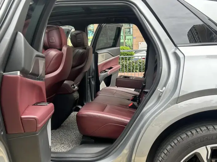 Cadillac XT5 2025 Model 28T 4WD Platinum Model – фото 27
