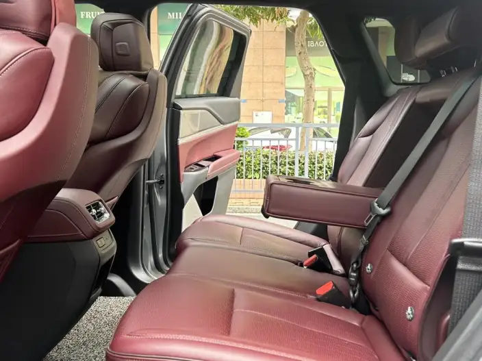 Cadillac XT5 2025 Model 28T 4WD Platinum Model – фото 33