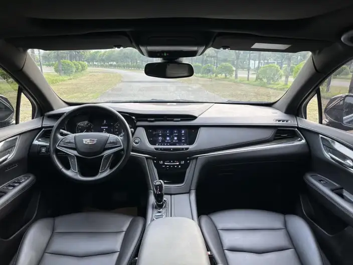 Cadillac XT5 2022 Model 2.0T 2WD Luxury Model – фото 14
