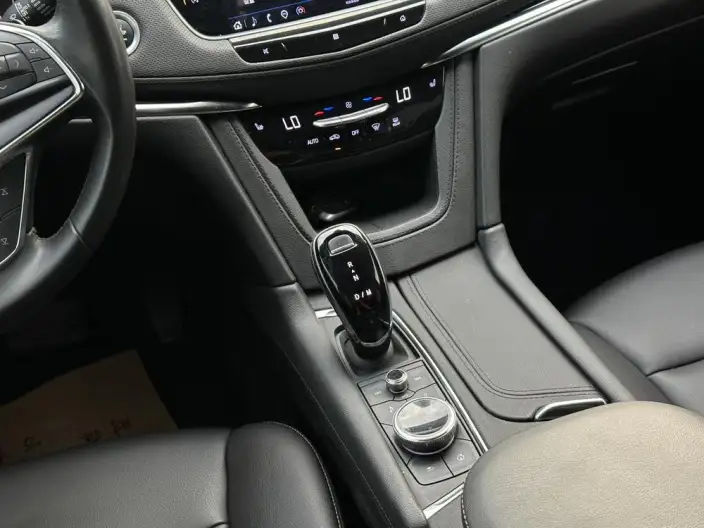 Cadillac XT5 2022 Model 2.0T 2WD Luxury Model – фото 18