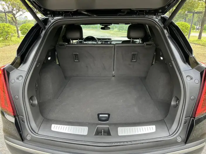 Cadillac XT5 2022 Model 2.0T 2WD Luxury Model – фото 26