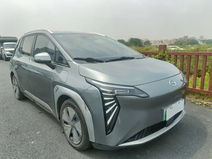 AION Y 2023 Model Plus 510 Lexiang Edition – фото 3
