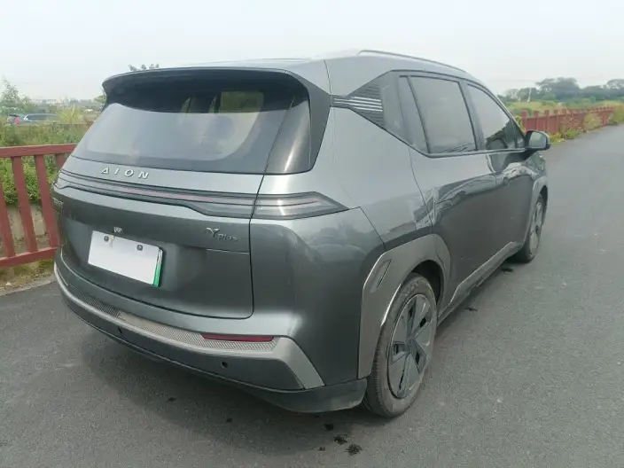 AION Y 2023 Model Plus 510 Lexiang Edition – фото 5