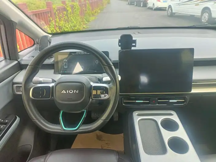 AION Y 2023 Model Plus 510 Lexiang Edition – фото 7