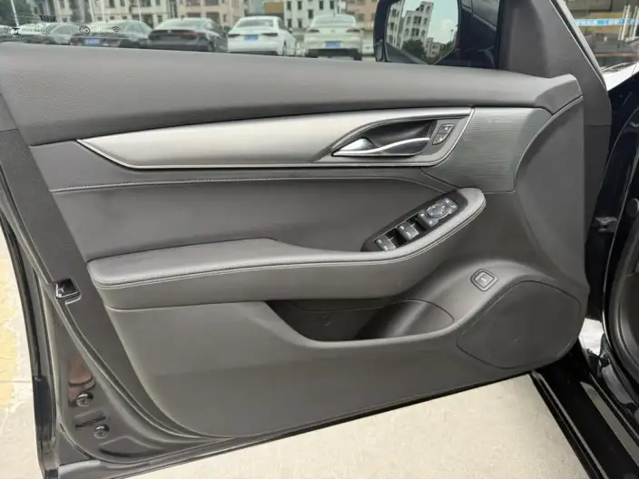 Cadillac CT5 2024 Model 28T Luxury Model Pro – фото 8