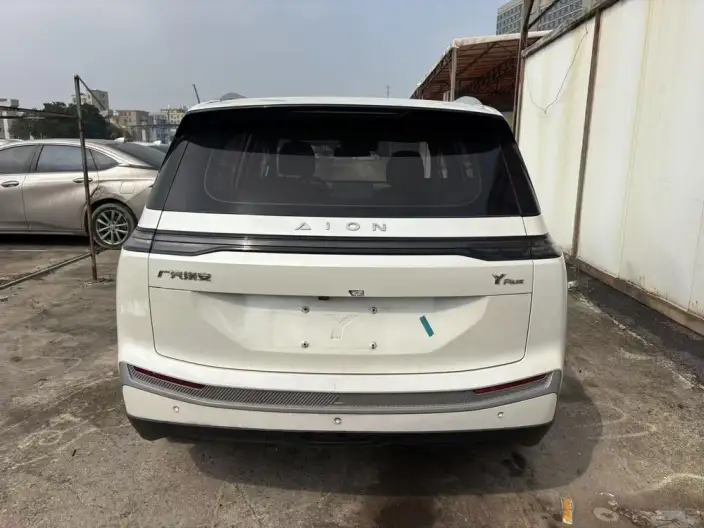 AION Y 2023 Model Plus 510 Lexiang Edition – фото 5