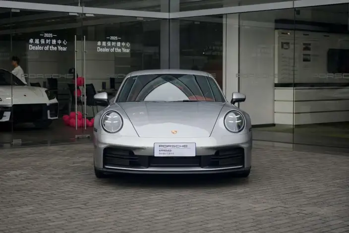PORSCHE 911 2026 Model Carrera 3.0T – фото 2