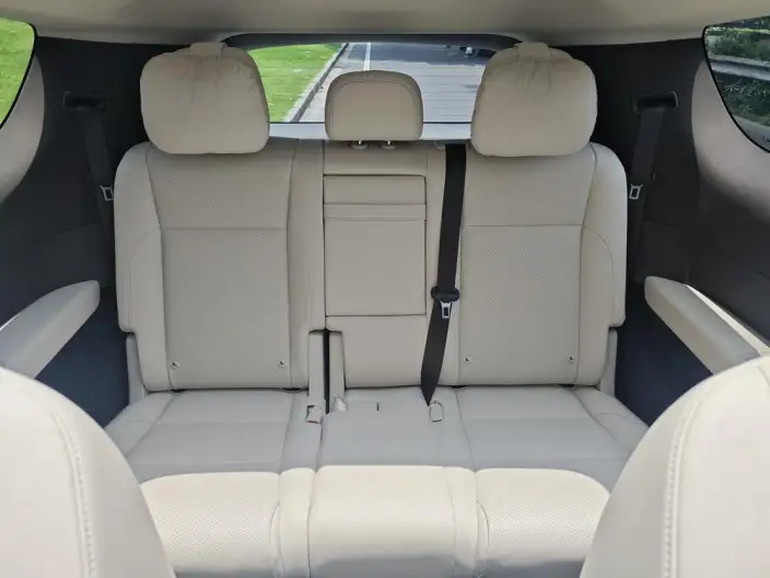 Li Auto MEGA 2024 Model Ultra Edition – фото 22