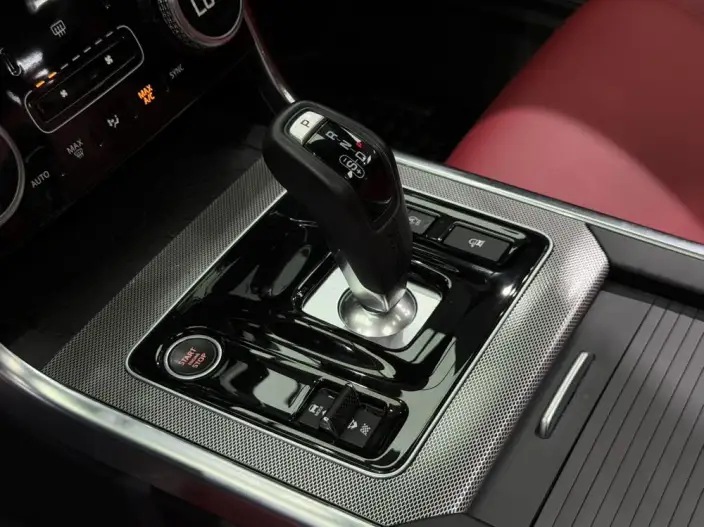 Jaguar XE L 2022 Model 2.0T 250PS R-DYNAMIC S Enterprising Sports Edition – фото 16