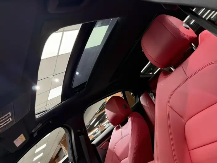 Jaguar XE L 2022 Model 2.0T 250PS R-DYNAMIC S Enterprising Sports Edition – фото 18