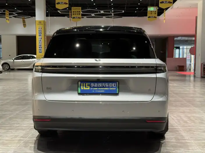 Li Auto i8 2025 Model Standard Edition – фото 6