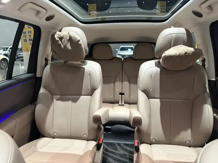 Li Auto i8 2025 Model Standard Edition – фото 25