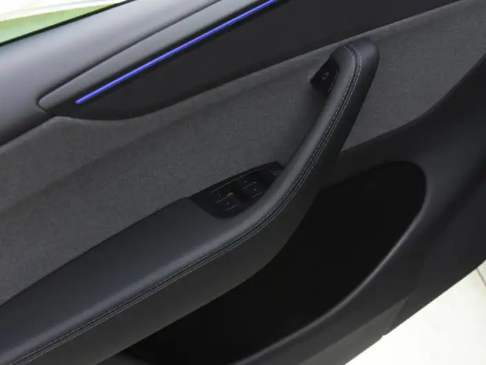 Model Y 2025 Model Rear-wheel drive version – фото 14