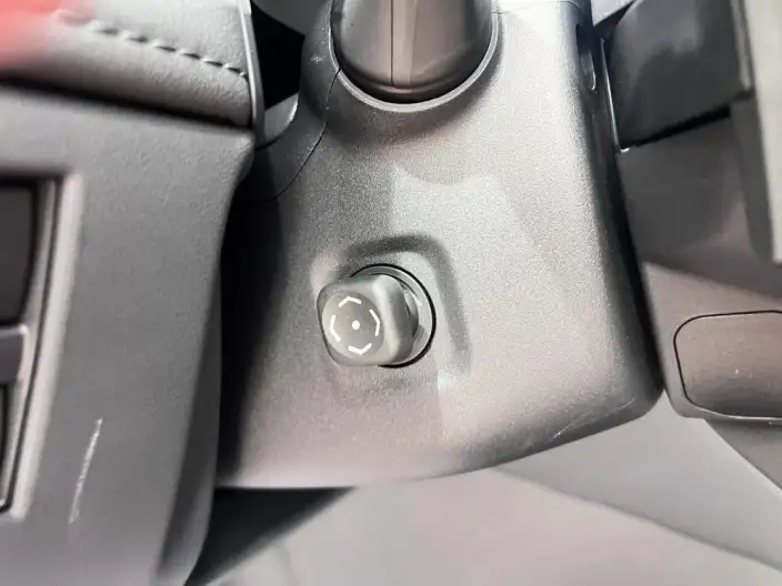 Elfa 2025 Model 2.5L Intelligent Hybrid 4WD Zhen Xiang Gold Edition – фото 16