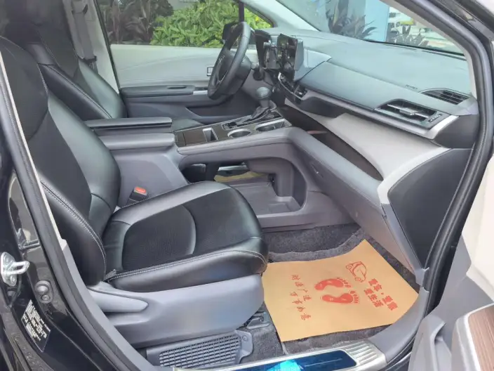 Toyota Sienna 2024 Model Hybrid 2.5L Comfort Edition – фото 9