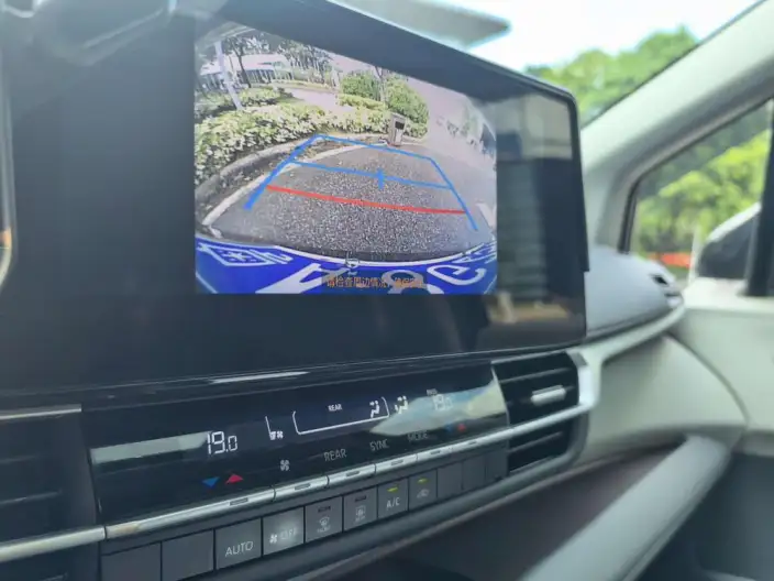 Toyota Sienna 2024 Model Hybrid 2.5L Comfort Edition – фото 10