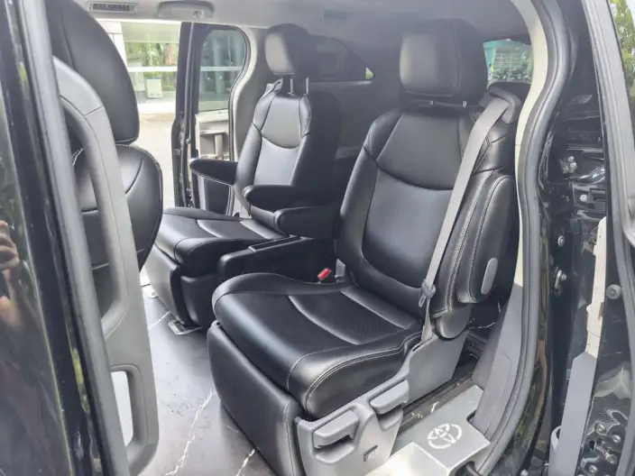 Toyota Sienna 2024 Model Hybrid 2.5L Comfort Edition – фото 19