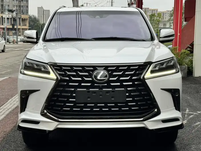 Lexus LX 2021 Model 5.7L Automatic 4WD 7 seat Parallel Imported – фото 2