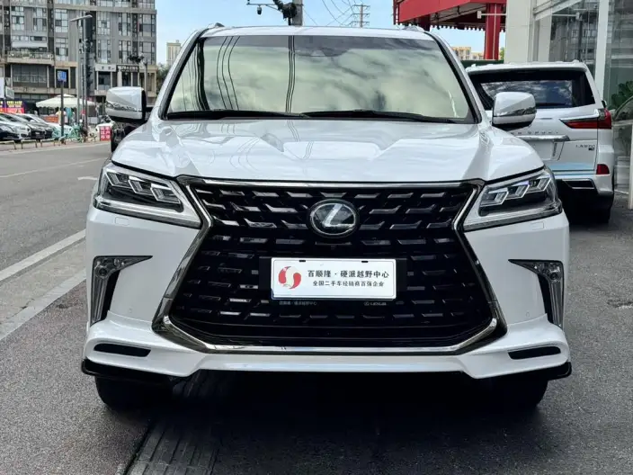 Lexus LX 2021 Model 5.7L Automatic 4WD 8 seat Parallel Imported – фото 2