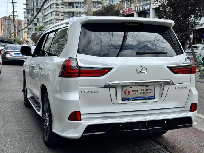Lexus LX 2021 Model 5.7L Automatic 4WD 8 seat Parallel Imported – фото 4