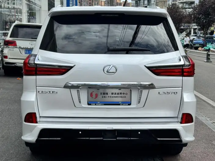 Lexus LX 2021 Model 5.7L Automatic 4WD 8 seat Parallel Imported – фото 5