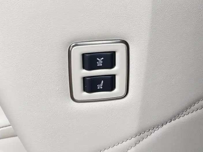 Elfa 2023 Model 2.5L Intelligent Hybrid 4WD Premium – фото 10