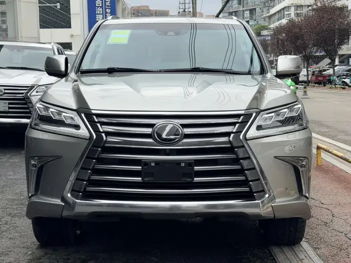 Lexus LX 2021 Model 5.7L Automatic 4WD 7 seat Parallel Imported – фото 2
