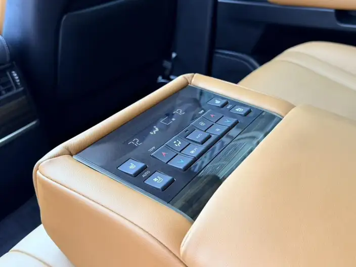 Lexus LX 2021 Model 5.7L Automatic 4WD 7 seat Parallel Imported – фото 7