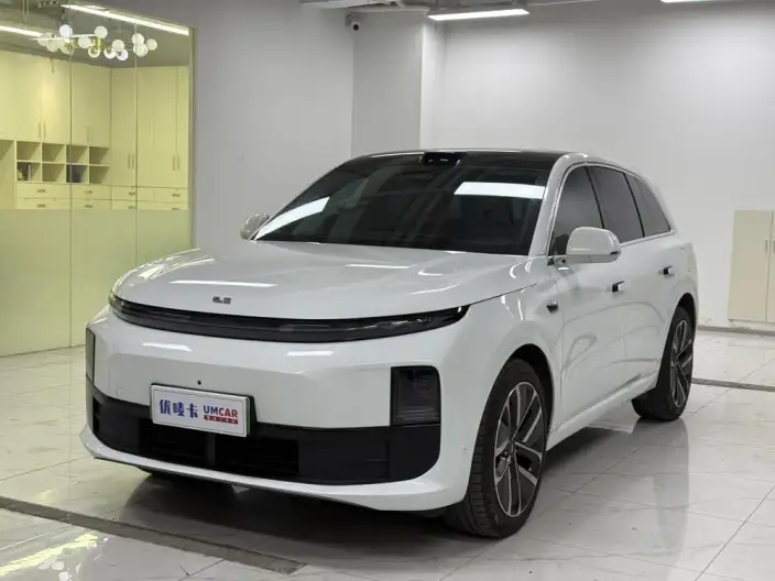 Li Auto L6 2024 Model Max Edition – фото 1