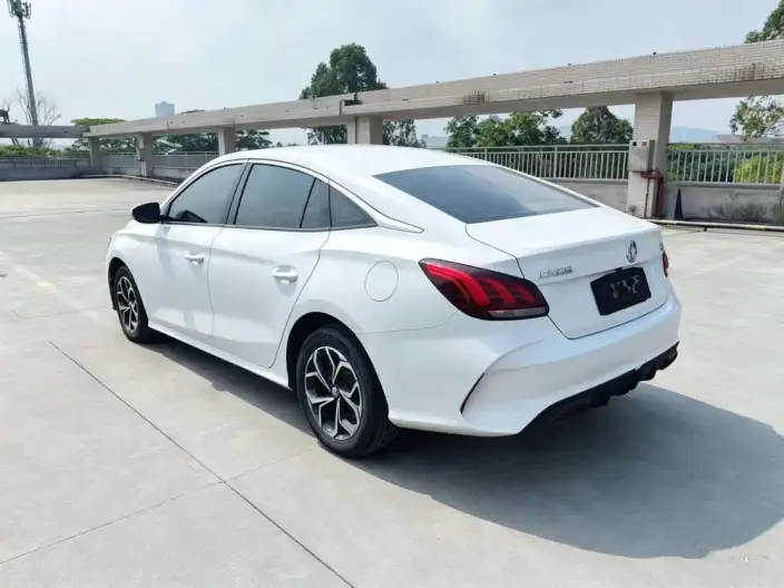 MG5 2023 Model 180DVVT CVT Youth Deluxe Edition – фото 4