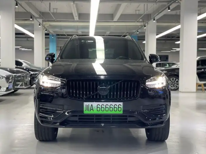 Volvo XC90 PHEV 2021 Model E Drive Hybrid T8 Smart Prestige Deluxe Edition 7 seat – фото 2