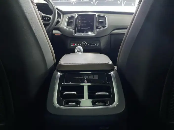 Volvo XC90 PHEV 2021 Model E Drive Hybrid T8 Smart Prestige Deluxe Edition 7 seat – фото 5